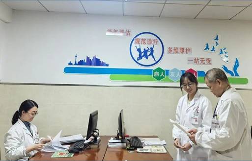 https://mmbiz.qpic.cn/mmbiz_jpg/uBqUvETFcM0gNw6ibHtp8rJlHG613oXnPictlqdsc9elvsBB1IFHV2O3FC5RM1Hib2BCy3Y2BYx7rNg3bgVsvKPyw/640?wx_fmt=jpeg
